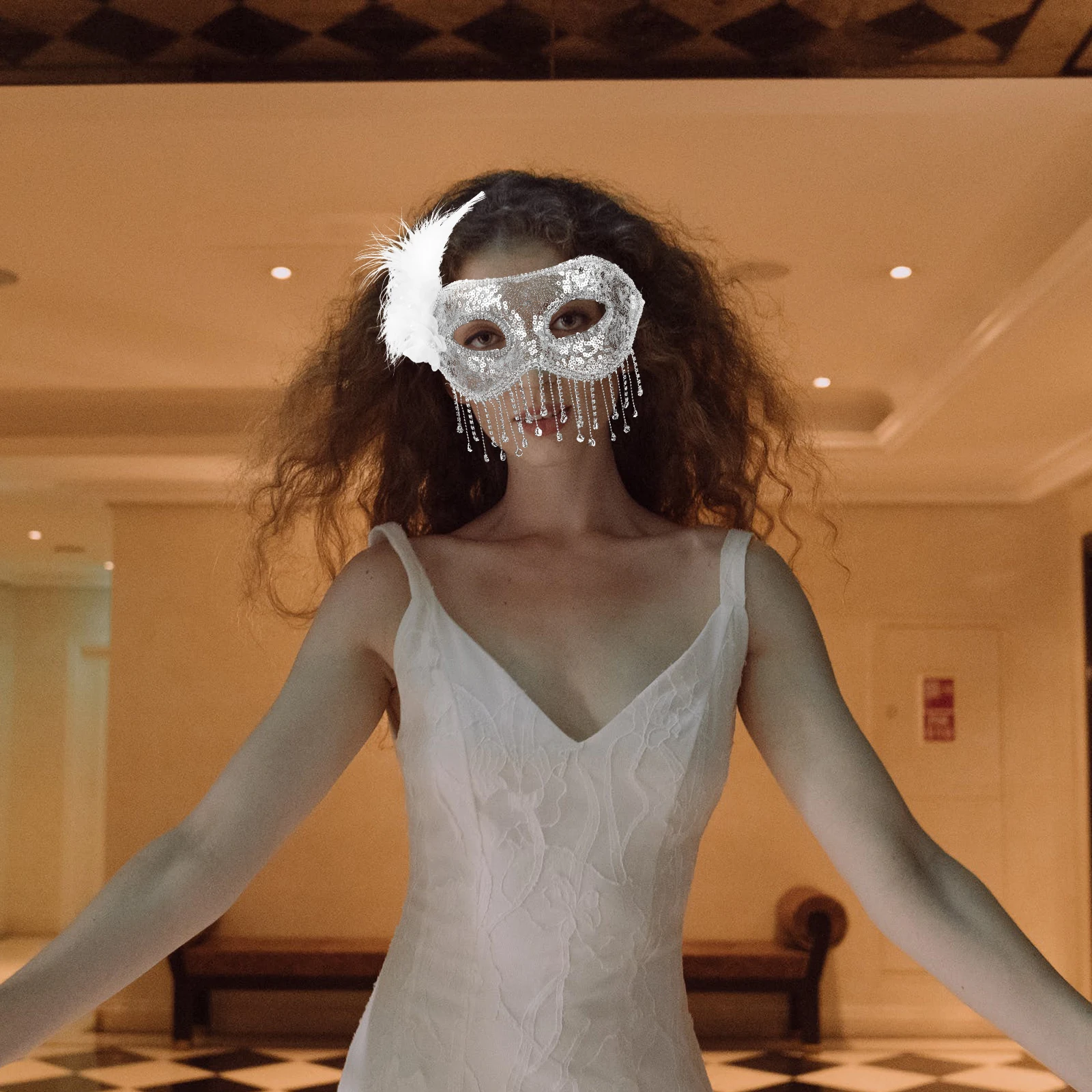 

Elegant Ancient Style Veil Mask Costume for Women Half Face Masquerade Glitter Carnival Masks Silver Halloween Decorative