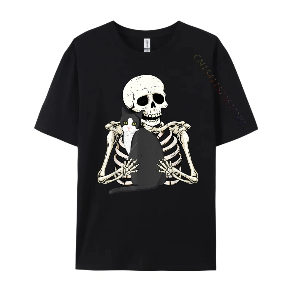

Skeleton Gripping Cat Funny Halloween Cat Lover Graphic T Shirts Men Oversized Summer Short Sleeve T-Shirt