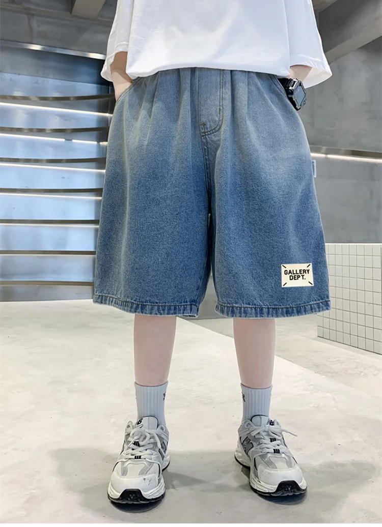 Neue Sommer-Jeansshorts für Kinder, Lässige, Lose Passform, Blauer Farbverlauf, für Teenager-Jungen, Baggy Denim-Shorts, Kinder-Streetwear, Knielange Hosen – Detail 2
