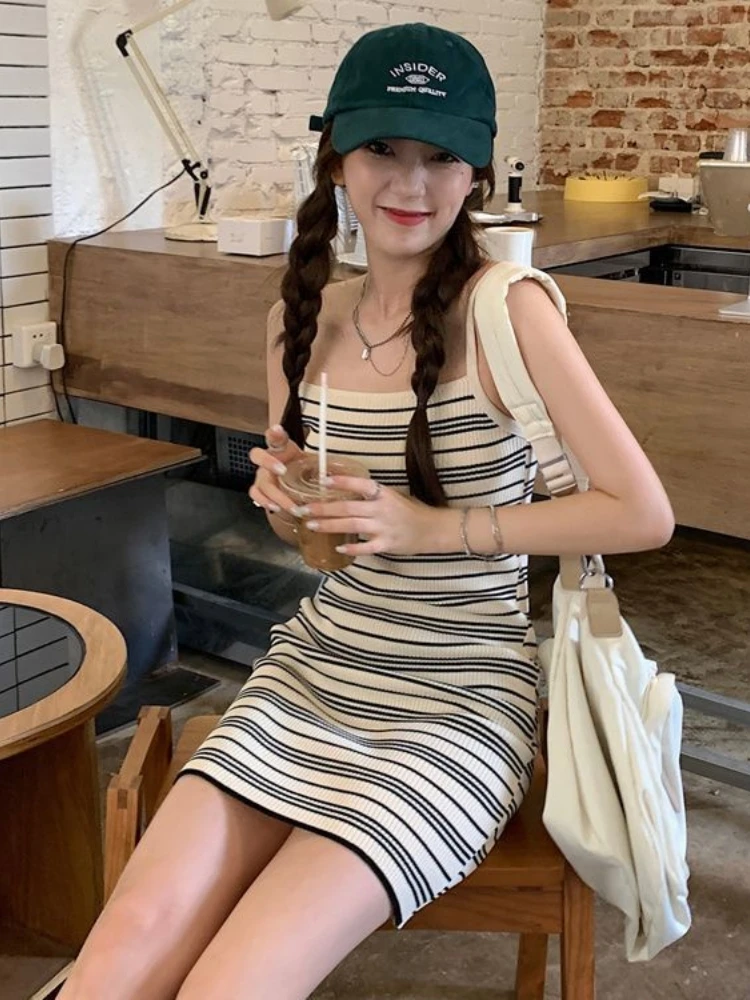 Summer Slim Fit Knitted Wrap around Dress Women's Fashionable Stripe Short Skirt Belted Waist Design Sensual Strapless Gown