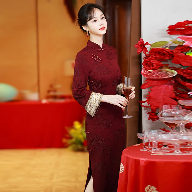 luxury-red-qipao-dress-long-sleeve-new-chinese-style-high-end-cheongsam-elegant-wedding-banquet-evening-gown