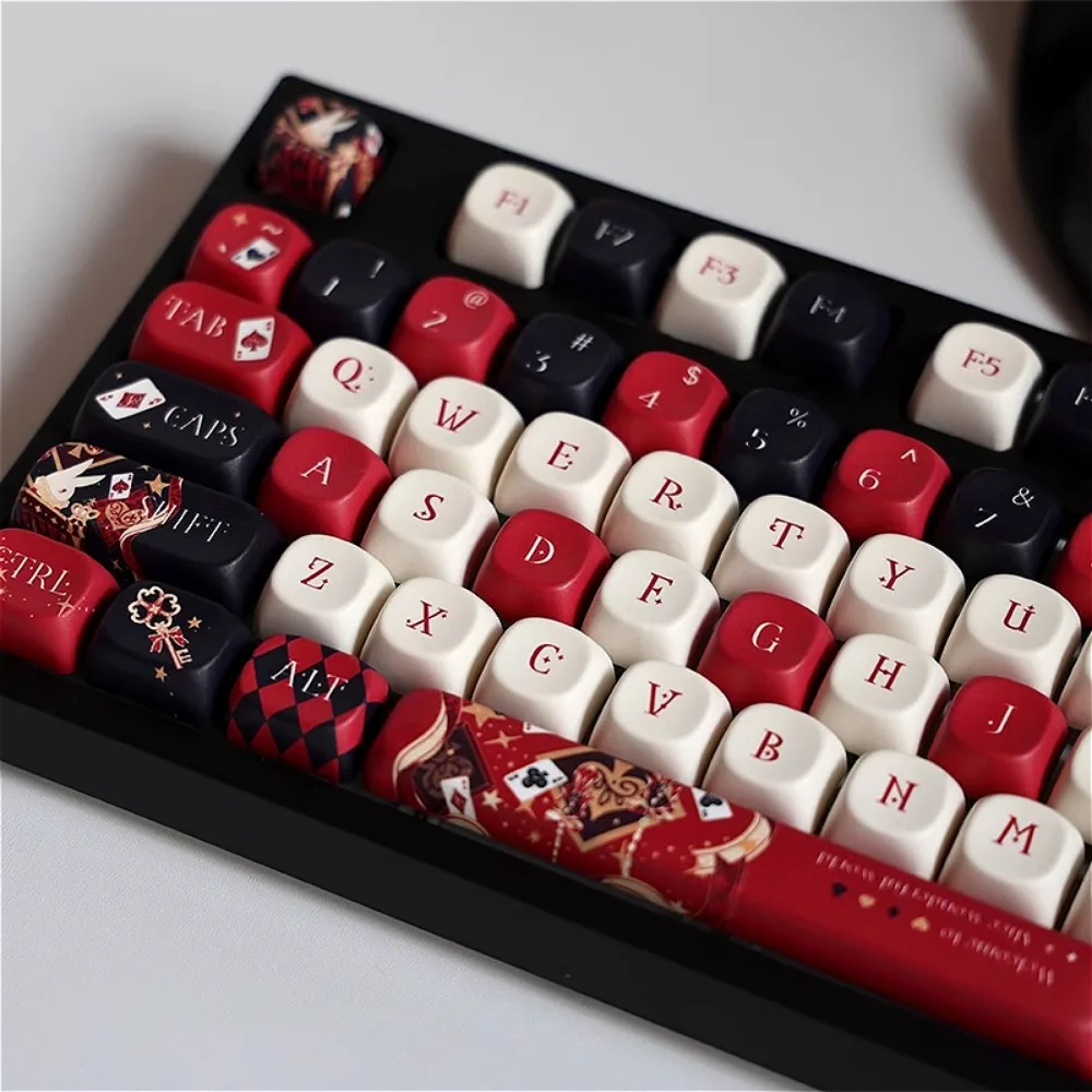 

Red and blue piano cartoon keycaps class MOA highly cute keycaps for HI75 61 84 96 98 99 104 F87 and other wireless keyboards
