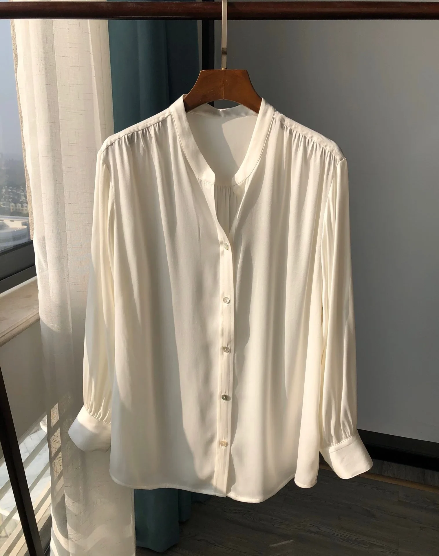 Oversized 23 Momme Luxury Silk Shirt Slouchy Lantern Sleeve Sand-Washed 100% Mulberry Silk Blouse Women's Shirts Office Lady Top