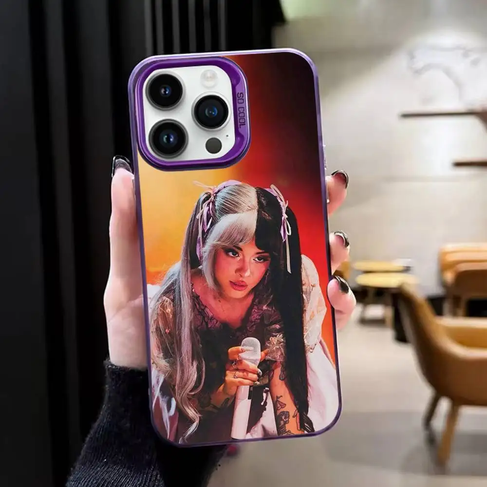 M-Melanie Singer MartinezS Capa de telefone para iPhone 17,16,15,14,13,12,11, Mini, Pro, E, SE4, XS, MAX Purple Candy Matte Cover