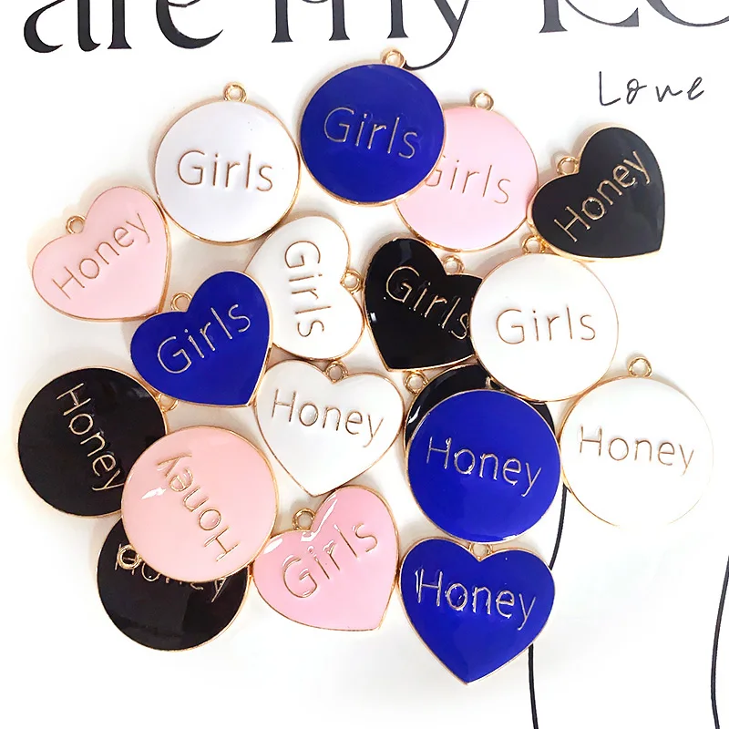 8pcs Alloy Enamel Love Heart Letter Charms HONEY GIRLS Girls Classic Round Pendants For Tag Necklace Eardrop Diy Jewelry Make