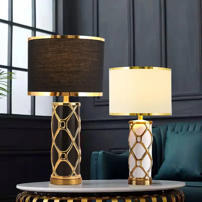 

Table lamp bedside lamp bedroom living room American minimalist modern minimalist ceramic home romantic warm master bedroom tabl