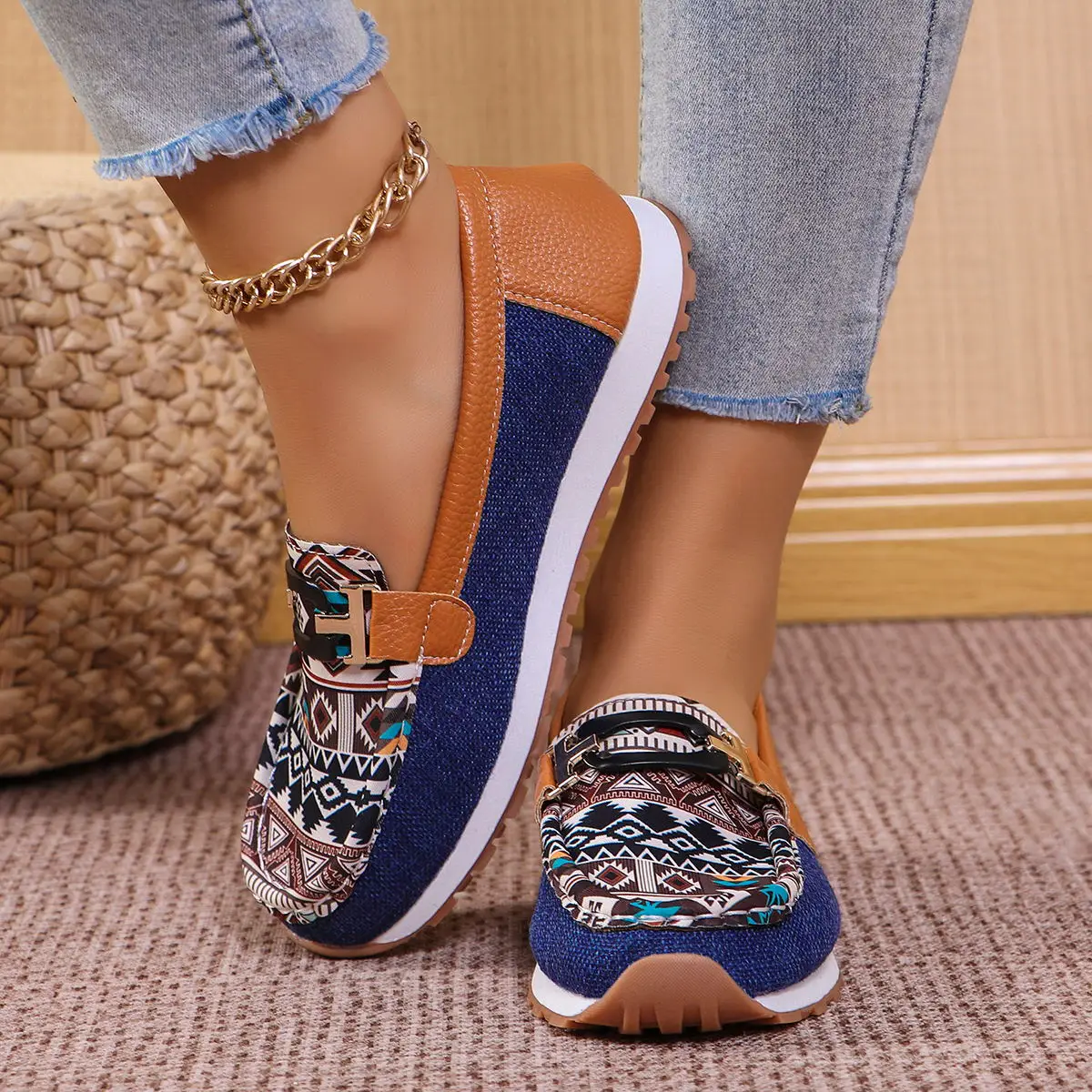 Luxury Designer Women Loafers Fashion Casual Wedge Heel Lightweight Woman Sneakers Autumn Breathable Slip-On Vulcanized Shoes