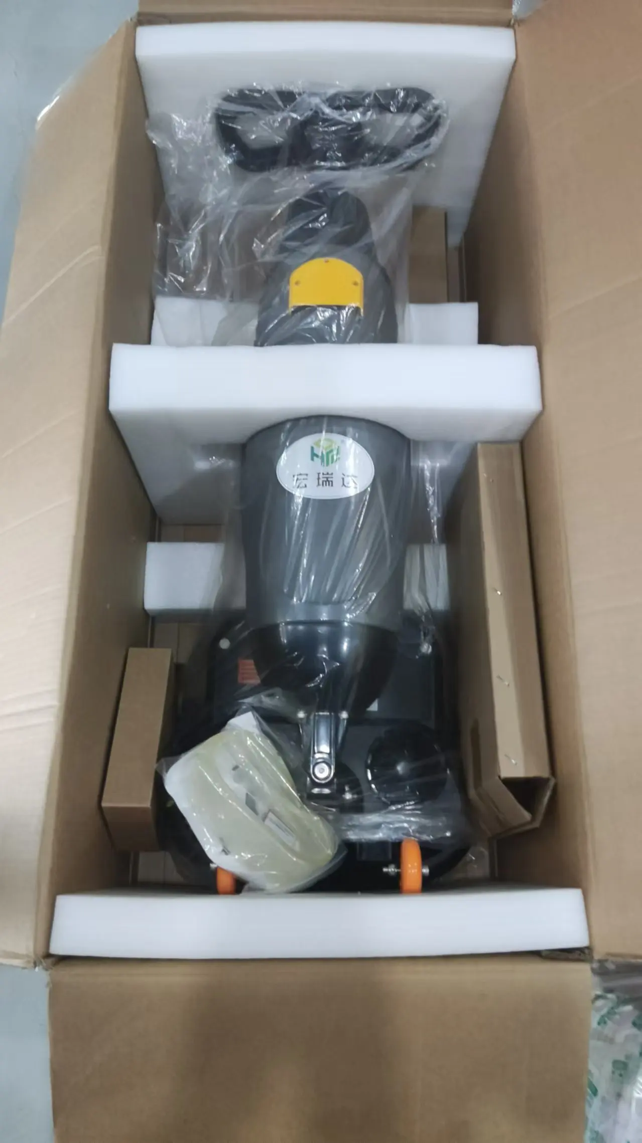 Single Operation Lithium Battery Corner Cleaning Washing Machine Suitable for Family or Narrow Floor Cleaning