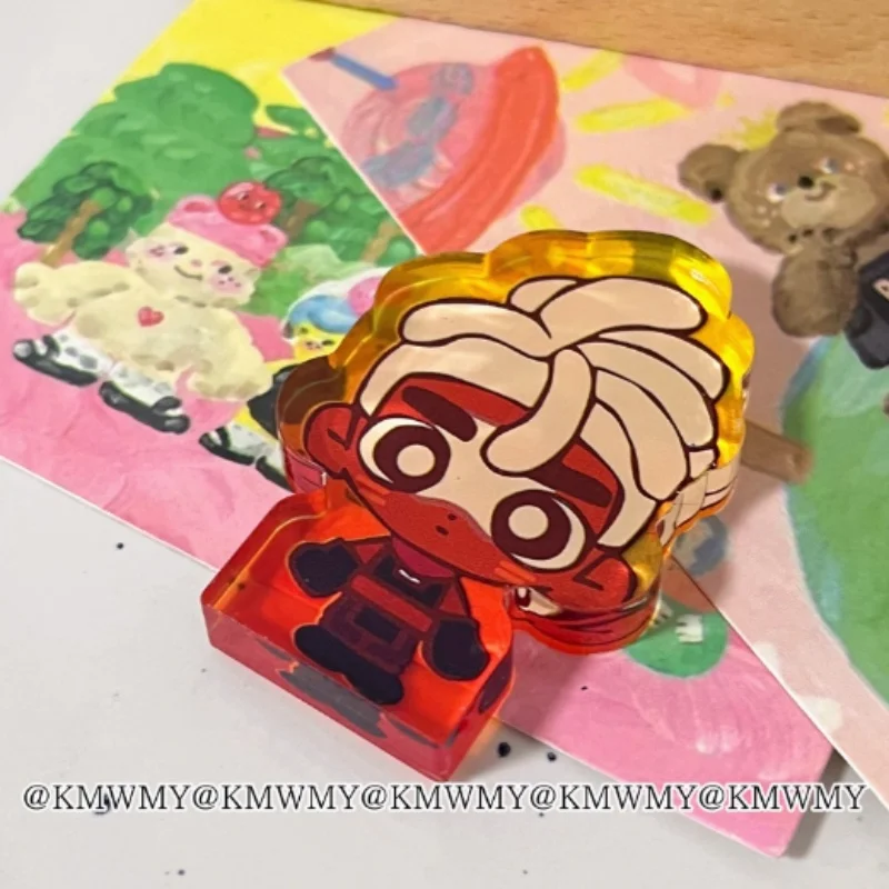 새로운 핫 Arcane 스탠드 아크릴 벽돌 그림 디스플레이 애니메이션 상품 컬렉션 데스크 장식 장식품 Accesorios Caitlyn 장난감 모델