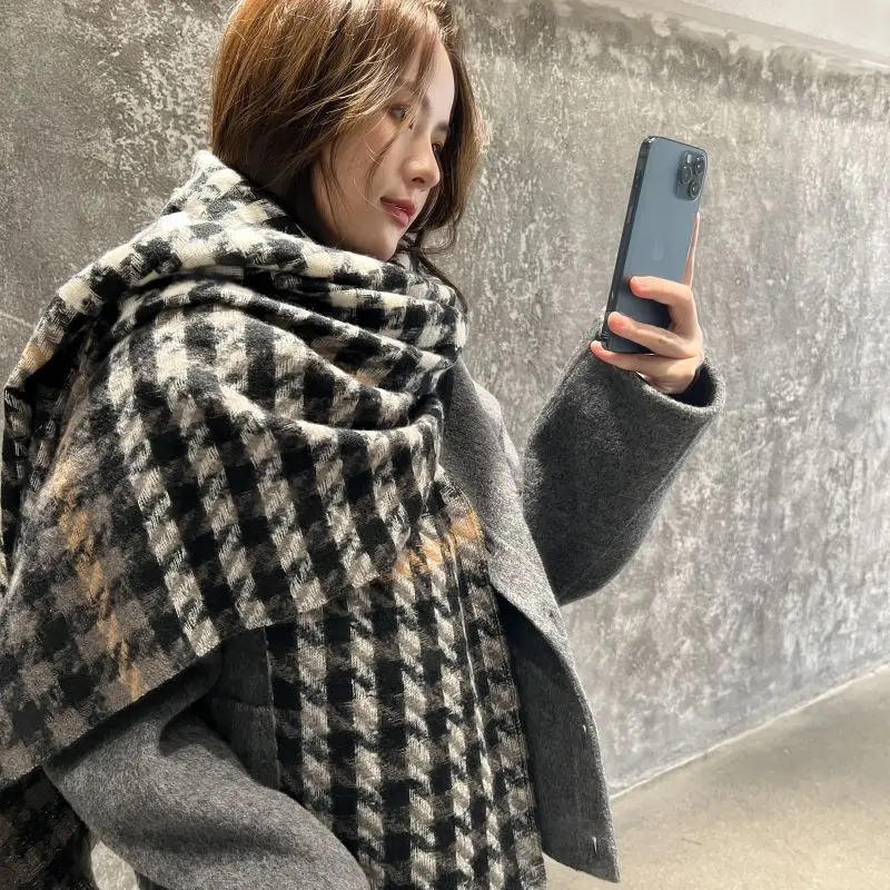 Autumn and Winter 2022New FashionChecker Women's Scarf Korean Sweet Cashmere Short Beard Scarf Thickened Warm Wrapped with Shawl