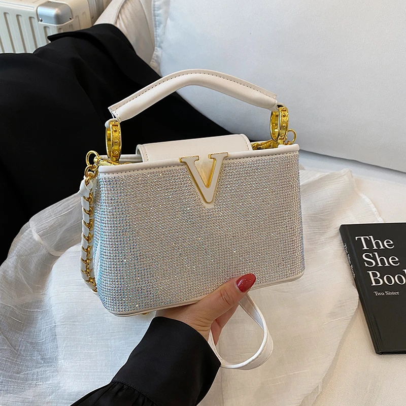 المرأة الجديدة سلسلة حزام حقيبة الكتف أزياء حقيبة كروسبودي السيدات حمل المحفظة مصمم العلامة التجارية الفاخرة الأزياء التبعي