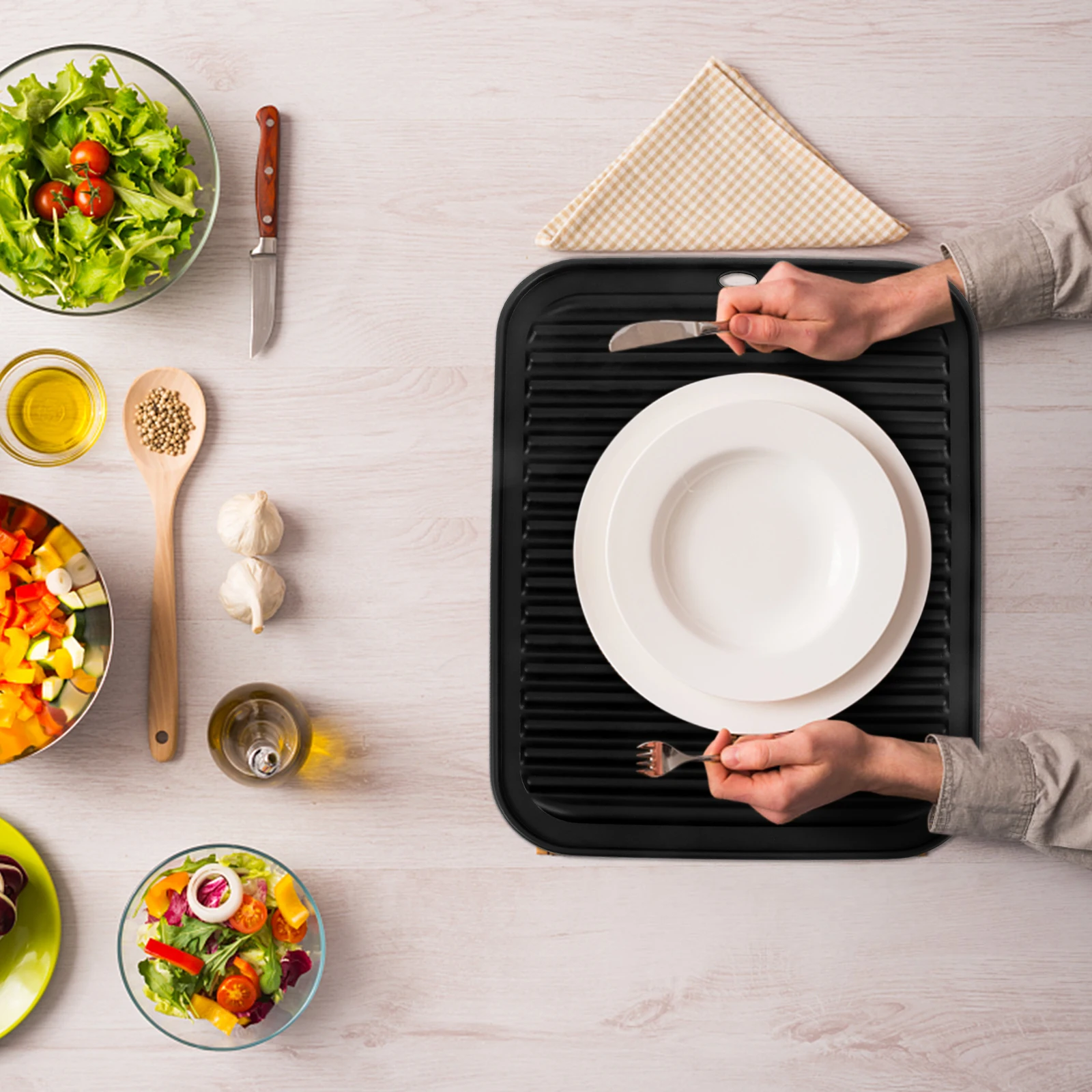 

Heat Resistant Silicone Insulation Pads Waterproof Coaster Mat for Kitchen Counter Non Slip Table Utensil Holder