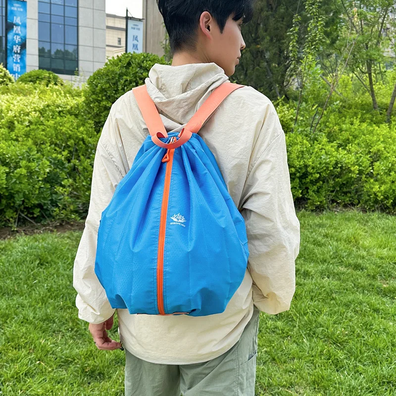 Folding shoulder sports backpack middle zipper outdoor travel portable anti-spill sports backpack