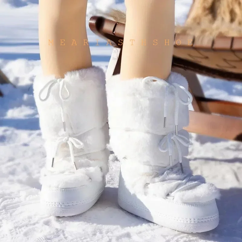 Bottines moelleuses d'hiver pour femmes, chaussures plarform décontractées en peluche de luxe de styliste, chaussons de neige en fourrure pelucheuse pour l'intérieur et l'extérieur, tendance