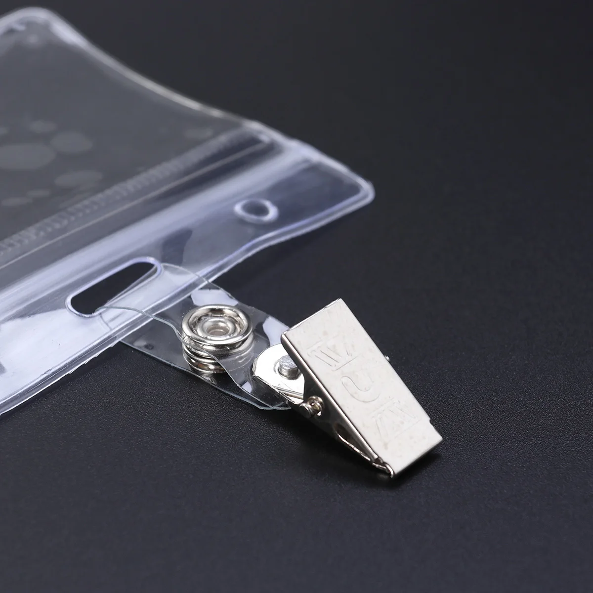 

25 pcs Id Transparent Waterproof Horizontal Plastic Name Holder Adjustable Lanyard For Office School Events Badge Holders