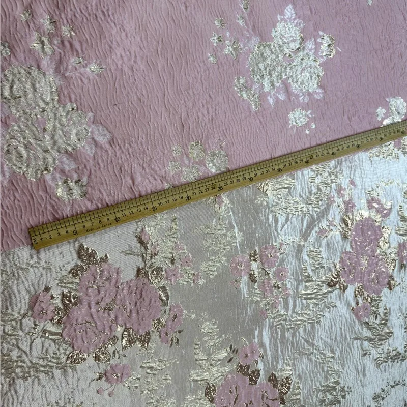 Lussuoso tessuto jacquard di seta dorata per toastare il broccato alla moda alla moda
