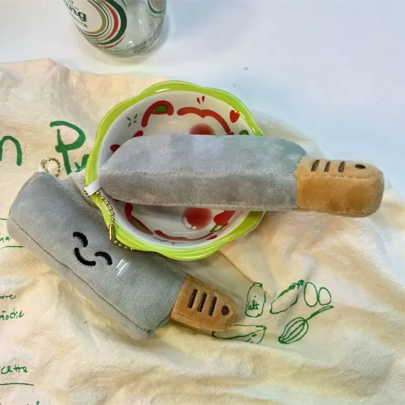 1/2PCS Llavero de peluche con forma de cuchillo largo, lindo y divertido, colgante de muñeco de peluche creativo para mochila, dijes para bolso, regalos para niños