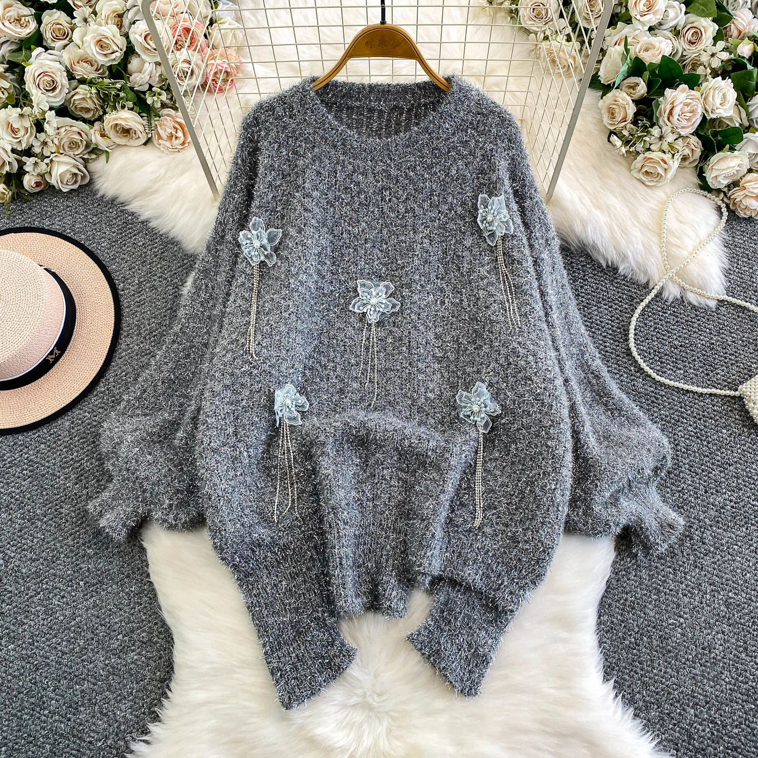 

SuperAen Fashion Bright Silk Three-dimensional Decorative Flowers Mid-length Women's Sweater Autumn and Winter New Casual Tops