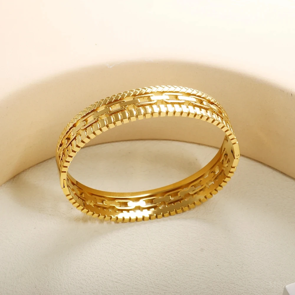 Chunky Layered Stainless Steel Bangles Bracelet for Women Gold Plated geometric figure Wide Cuff Bracelet Waterproof Jewelry