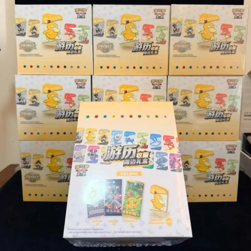 

Оригинальная коллекция PTCG Travel Journey и боевая периферийная подарочная коробка Алый и фиолетовый Упрощенные китайские коллекционные карточки Рождественский подарок