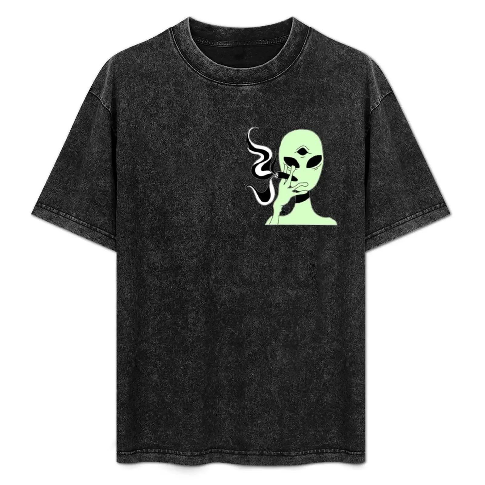 

smoking alien T-Shirt summer 2025 summer tops Clothing street wear mens fashion