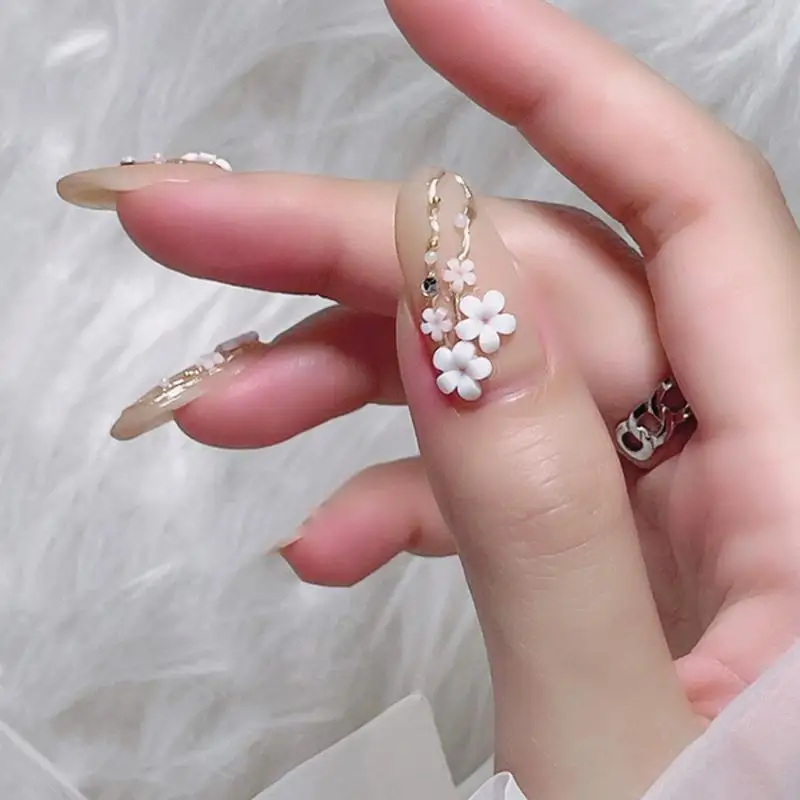 

3D Flower Nail Art Silicone Mold Stereoscopic Template for Easy Home Salon Gel Nail Decoration Application