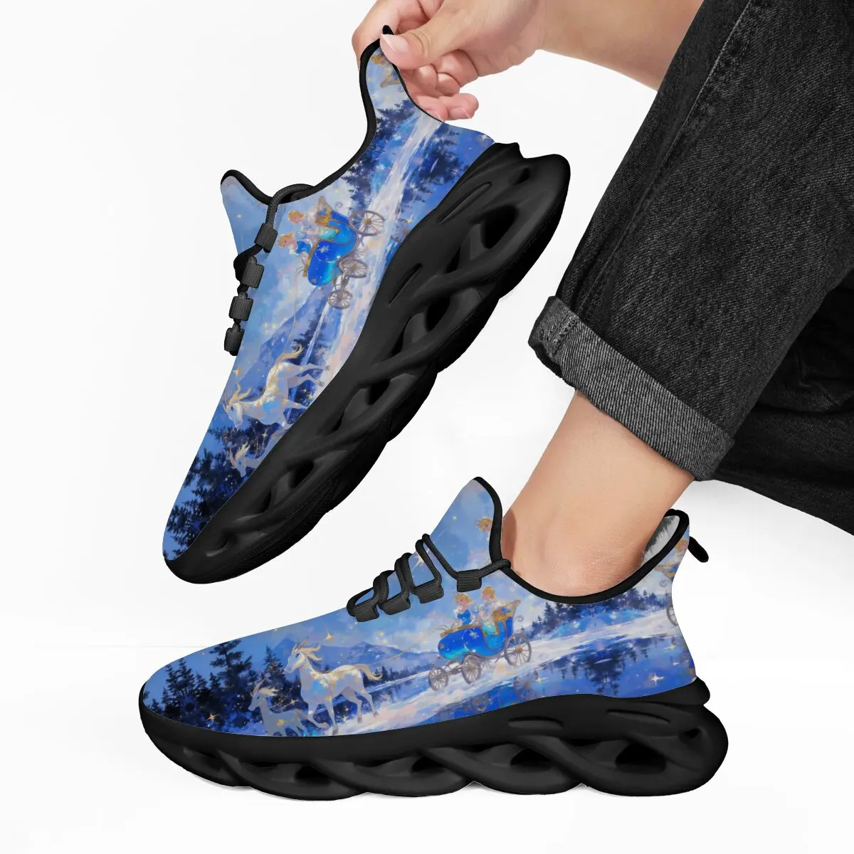 

Boys Sneakers Girls Breathable Sport Shoes Kids' Running Shoes with Cinderella Carriage Unicorn Snowy Landscape Print Sneaker