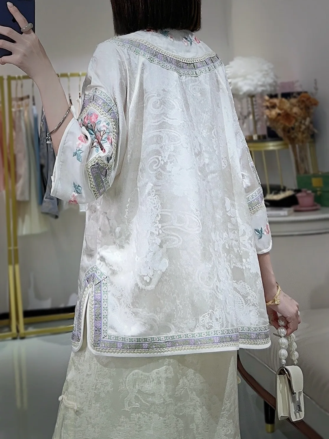 High-end Women Jacket Top Stitching Silk Embroidery Flowers Tang Suit Elegant Lady Loose Coat Female S-XXL image 5