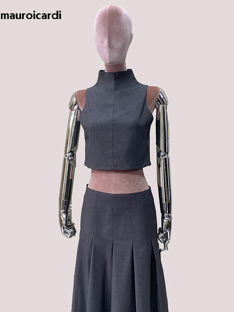 

Lautaro Spring Summer Soft Lightweight Grey Cropped Tank Top Women Zipper Elegant Chic Luxury Designer Sleeveless Clothes 2025