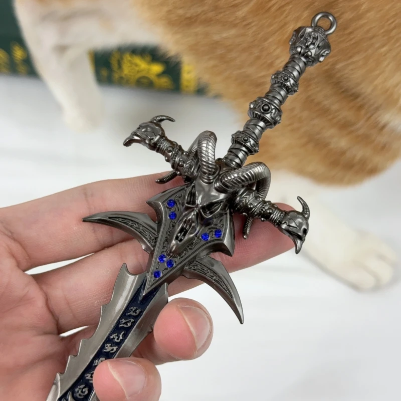 월드 오브 워크래프트 Frostmourne 검 장난감 모델 - 22cm(8.66in) 아연 합금, WoW 팬에게 적합, 액션 피규어 무기 액세서리