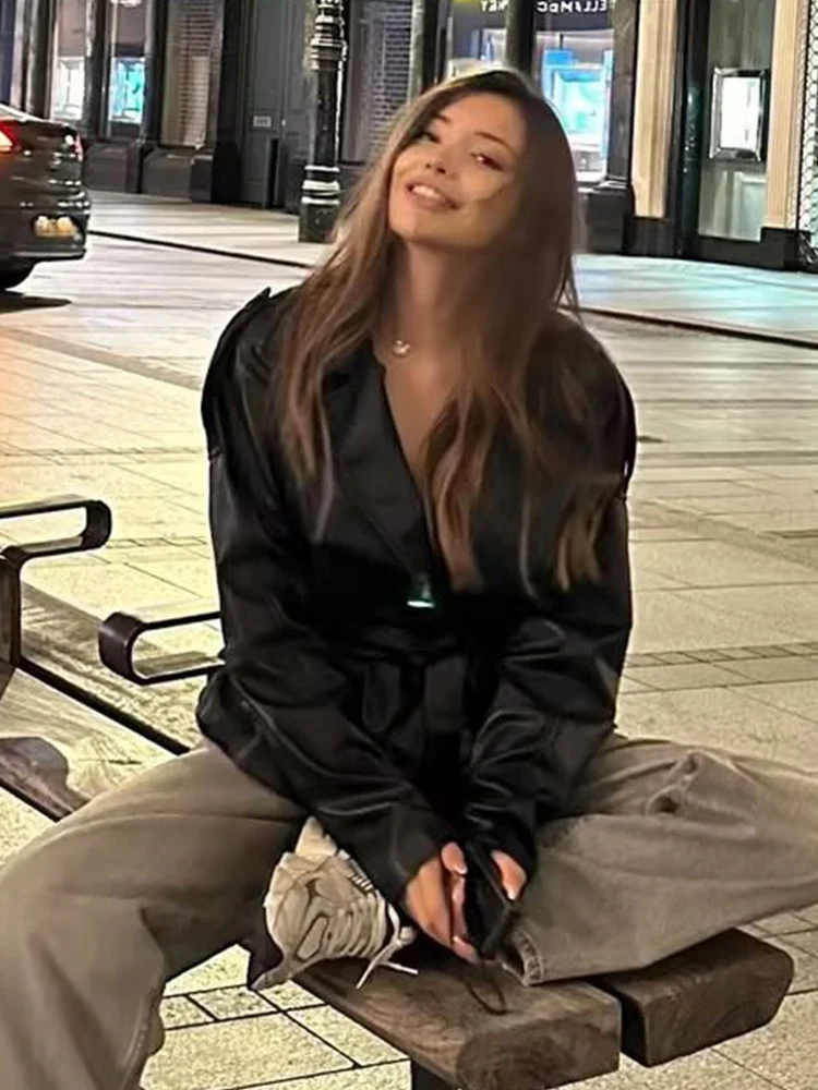 Damska kurtka skórzana vintage 2025 jesień zima nowa moda długi rękaw zamek błyskawiczny z paskiem kurtki damskie styl high street płaszcz rekreacyjny