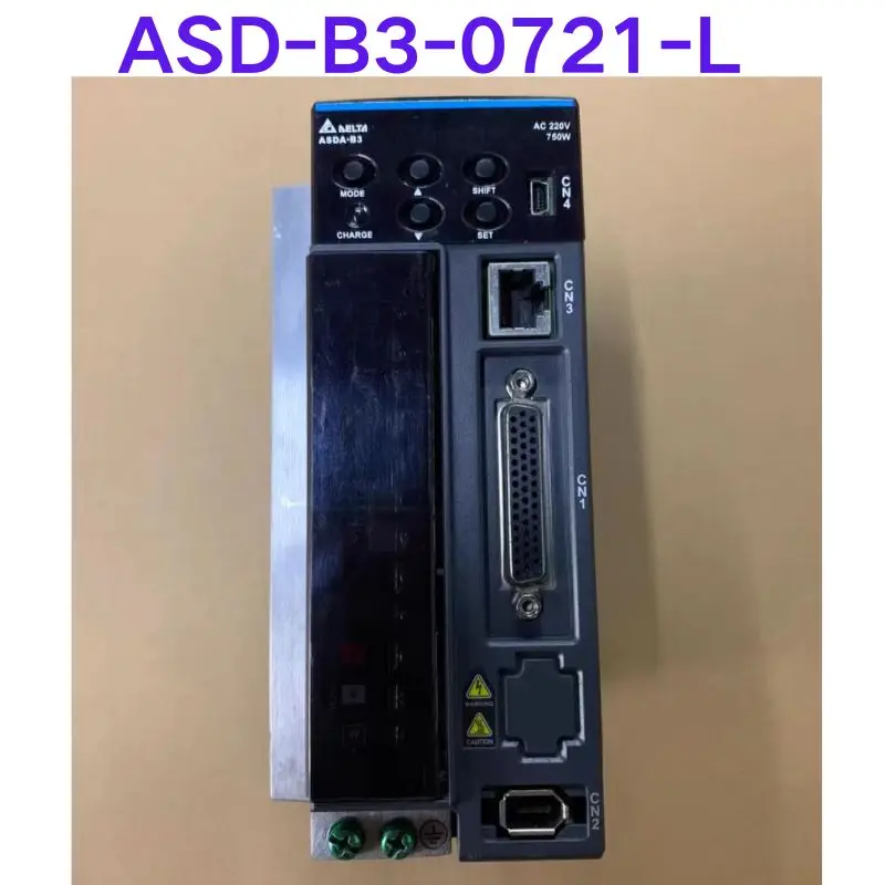 Second-hand test OK , ASD-B3-0721-L servo drive