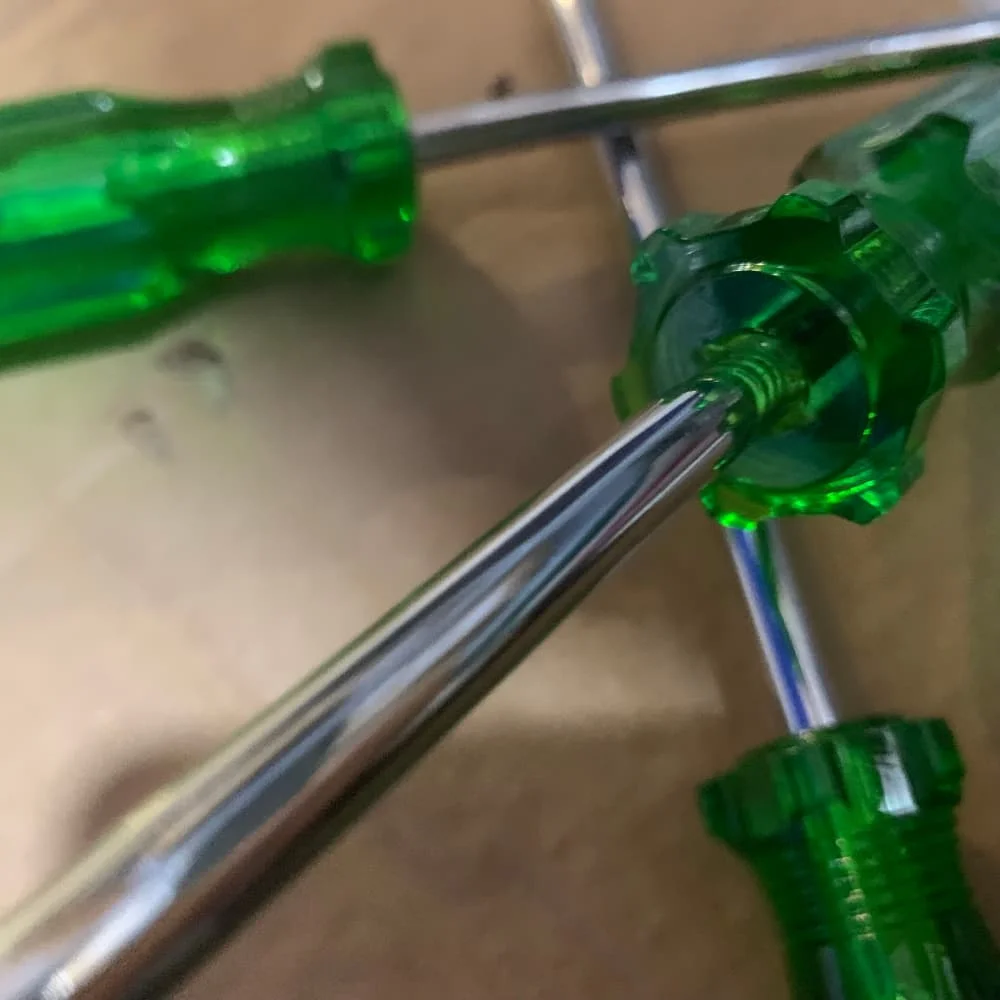 

Отвертка с гайковертом DNC 5,5 мм * 230 мм для инженерных копировальных инструментов с магнитом