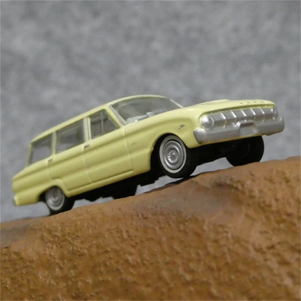 1/87 HO Scale Alloy Car Model 1962 XL Wagon Car Model Train Scene Miniature Collection Sand Table Landscape