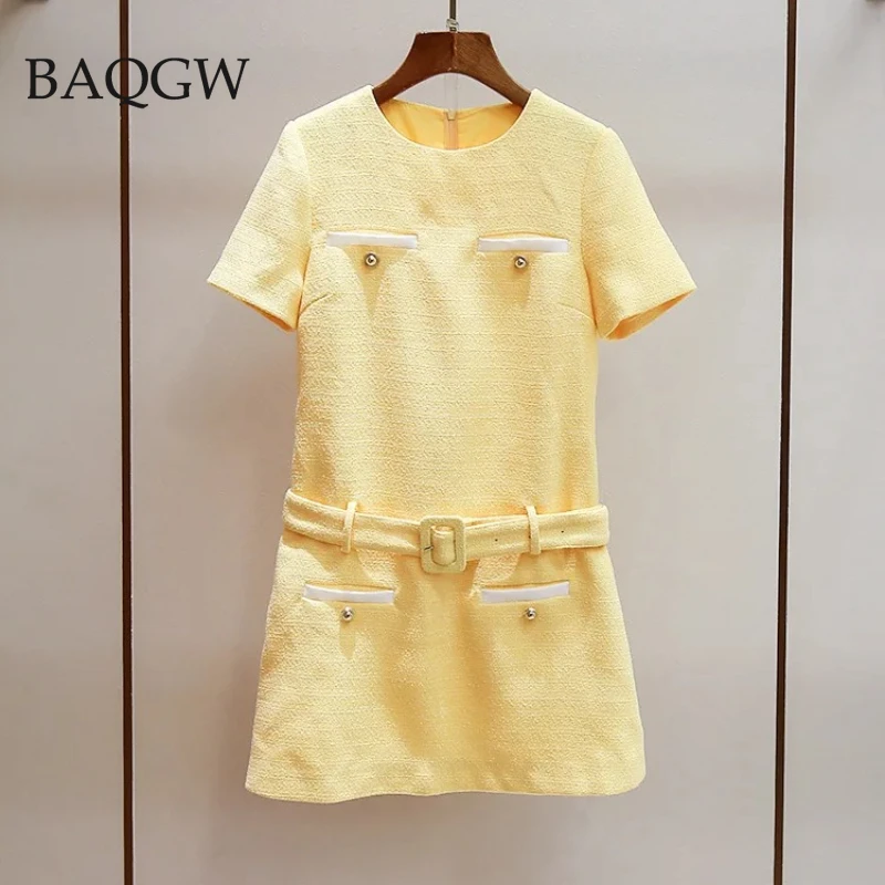 

Новое поступление 2025 года, маленькое свободное твидовое женское мини-платье с короткими рукавами и поясом