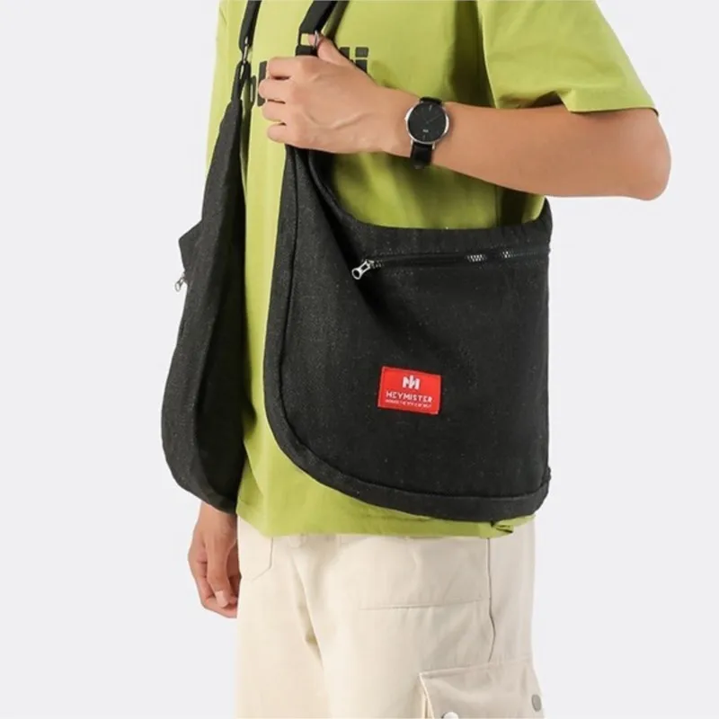 

Multi-Functional Vest Bag Workwear Retro Large Capacity Sleeveless Nylon Convertible Backpack Vest Two-In-One Tote Crossbody Bag