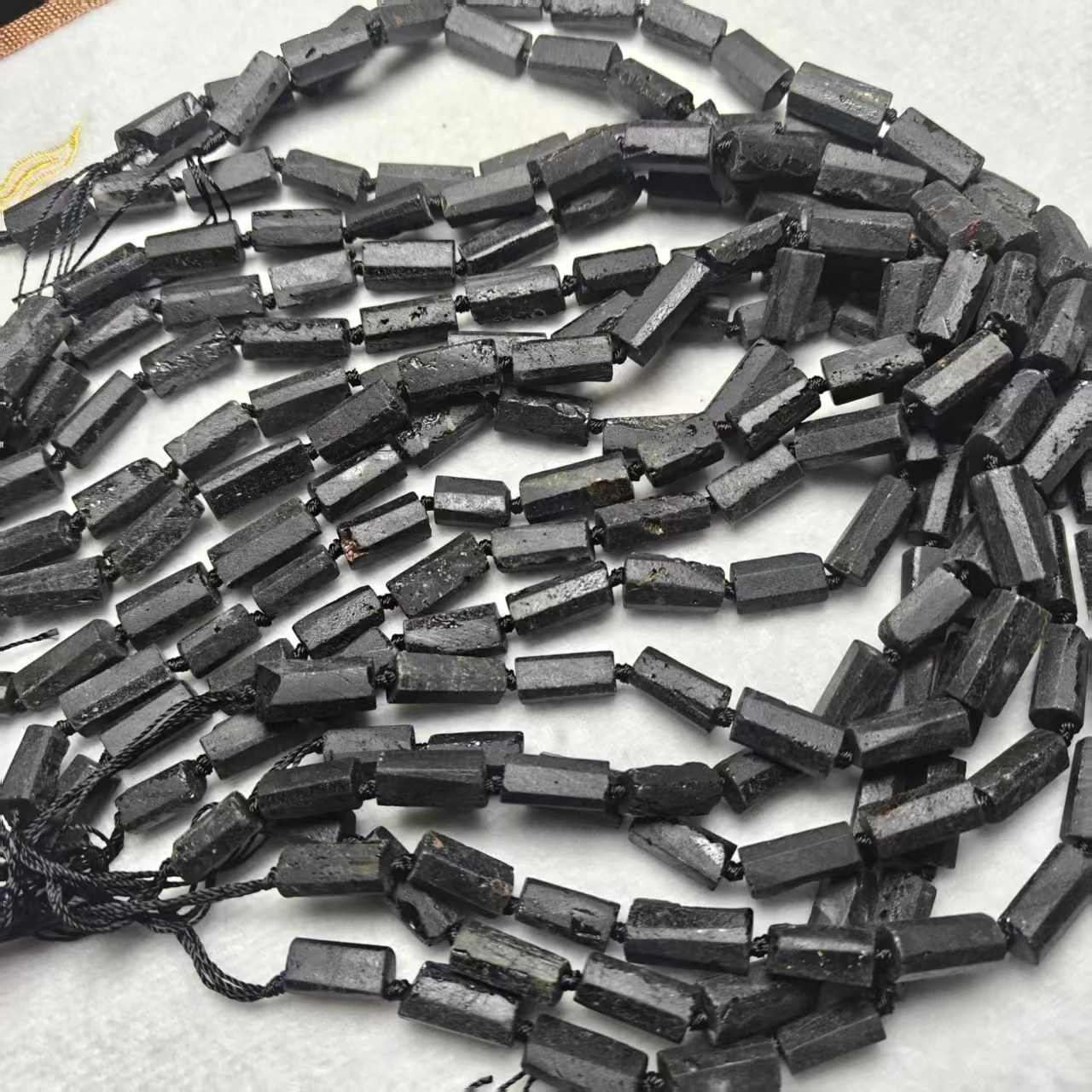 Natürliche Mattschwarze Turmalin-Schleifperlen, Zylindrische Lose Perlen mit Geradem Loch für DIY Armband- und Halskettenzubehör – Detail 3