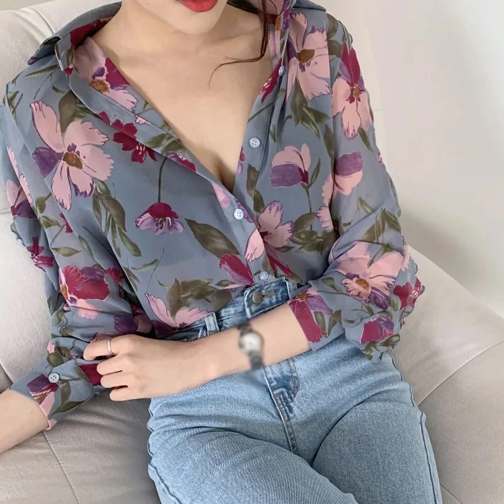 2024 Women\'s Long Sleeved Shirt Loose Lapel Button T-shirt Flower Pattern Top Party Elegant Women\'s Shirt Party T-shirt