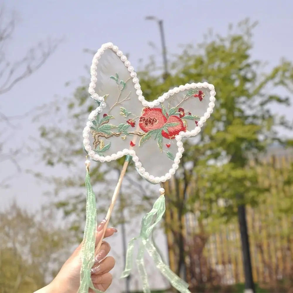 Vintage Handfächer im chinesischen Stil mit langem Griff und Quasten, runder Fächer mit dekorativem Blumenmuster, Seidenfächer für Tanz – Detail 3