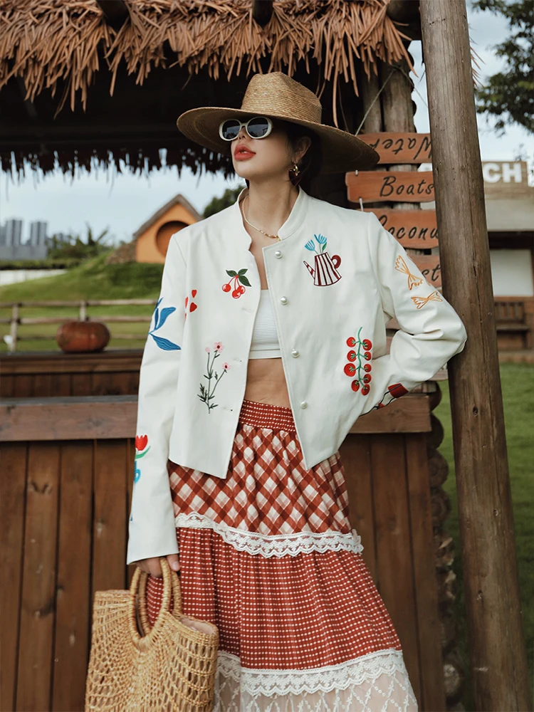 

TIYIHAILEY White Coat Women Outerwear Long Sleeve Spring Autumn Embroidery Jackets 2025 Short Standar Collar Single Breasted