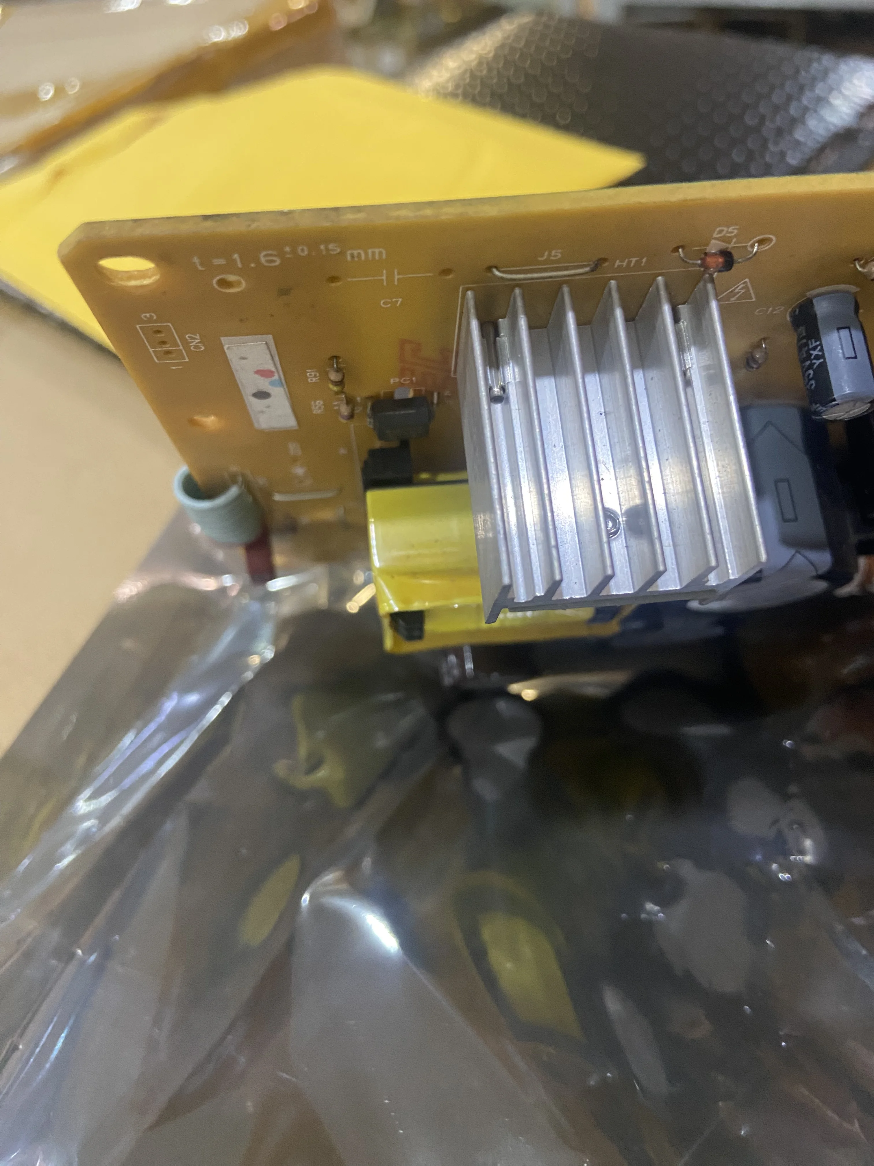 

Плата питания CD81 220 В C698 EPS-124E подходит для EPSON T1100 T1110 ME1100 C1100 WF1100 B1100 L1300 et14000