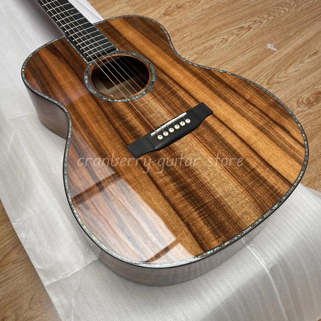 Koawood Acoustic Guitar,All Solid wood,OOO Model,Top Quality,39 inches,Ebony Fingerboard