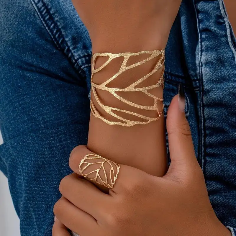 Hollow Leaves Open Bracelet Ring Personalized Niche Jewelry: Set Women Fashion Holiday Party Daily Wear