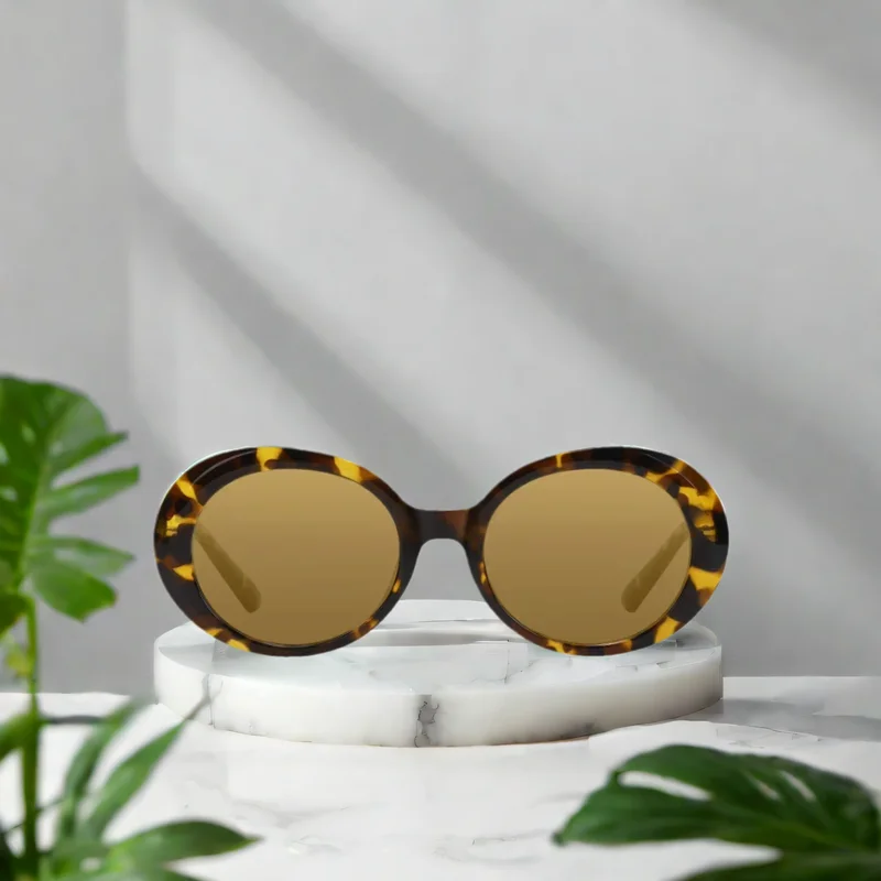 

Summer New Style, Full Frame Oval Glasses, Unisex Glasses, Tortoiseshell Frame, Party Decoration Street Photography