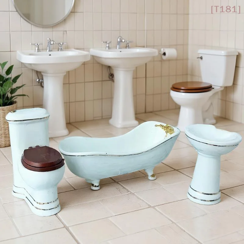 

[E] 1Pcs 1:12 Dollhouse Miniature Square Wooden Floor Model Bathroom Living Room Decoration Toy Doll House Accessories