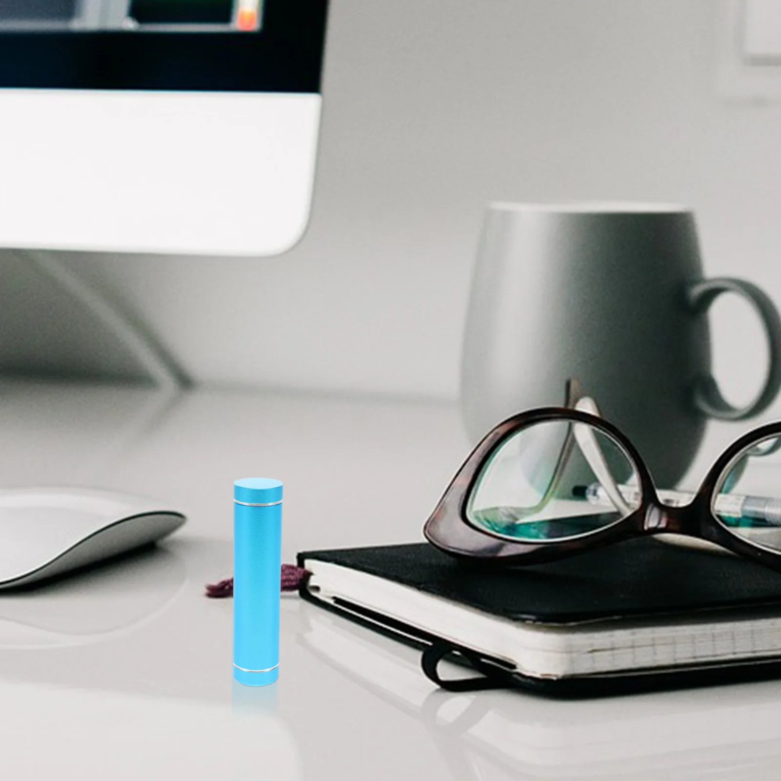 

Hidden Money Container Portable Power Bank Style Storage Box Red Color Durable Aluminum Alloy Secret Safe Travel Compact