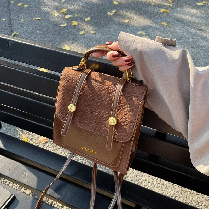 Bolso pequeño esmerilado coreano para mujer, nuevo bolso cruzado de otoño e invierno, mochila de viaje para estudiantes versátil coreana, 2025