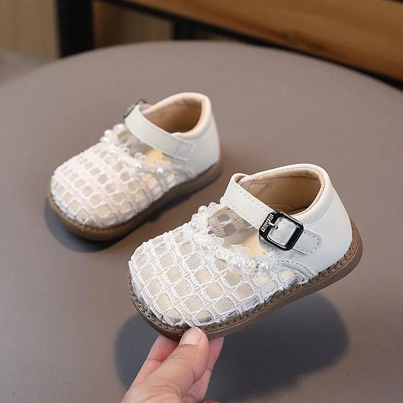 

2026 New Summer Fashion Breathable Mesh Closed Toe Sandals for Toddler Girls Soft Sole Princess Korean Style Hollow-out