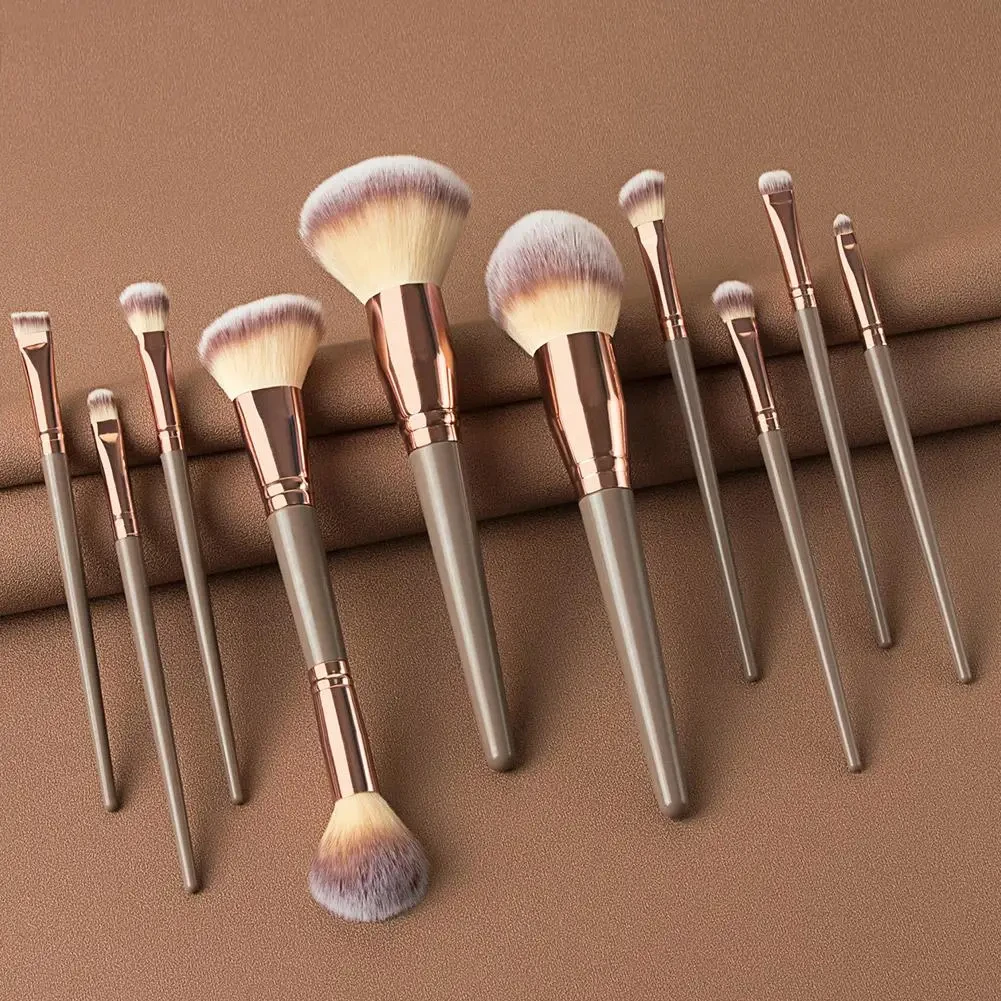 Set di pennelli per trucco Viso Occhi Pennello per trucco Ciglia Fard Labbra Pennello Eyeliner Fondotinta Ombretto Sopracciglio Evidenzia polvere