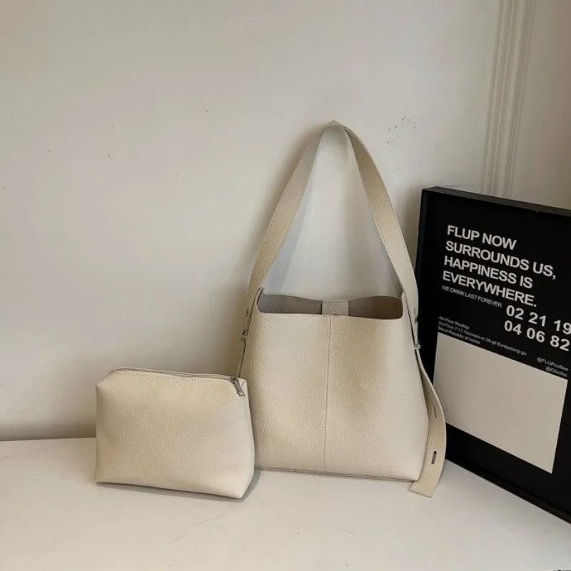 refined-elegant-leather-working-bag-for-women-premium-paris-vintage-classic-design-casual-crossbody-tote-bag-trendy-office